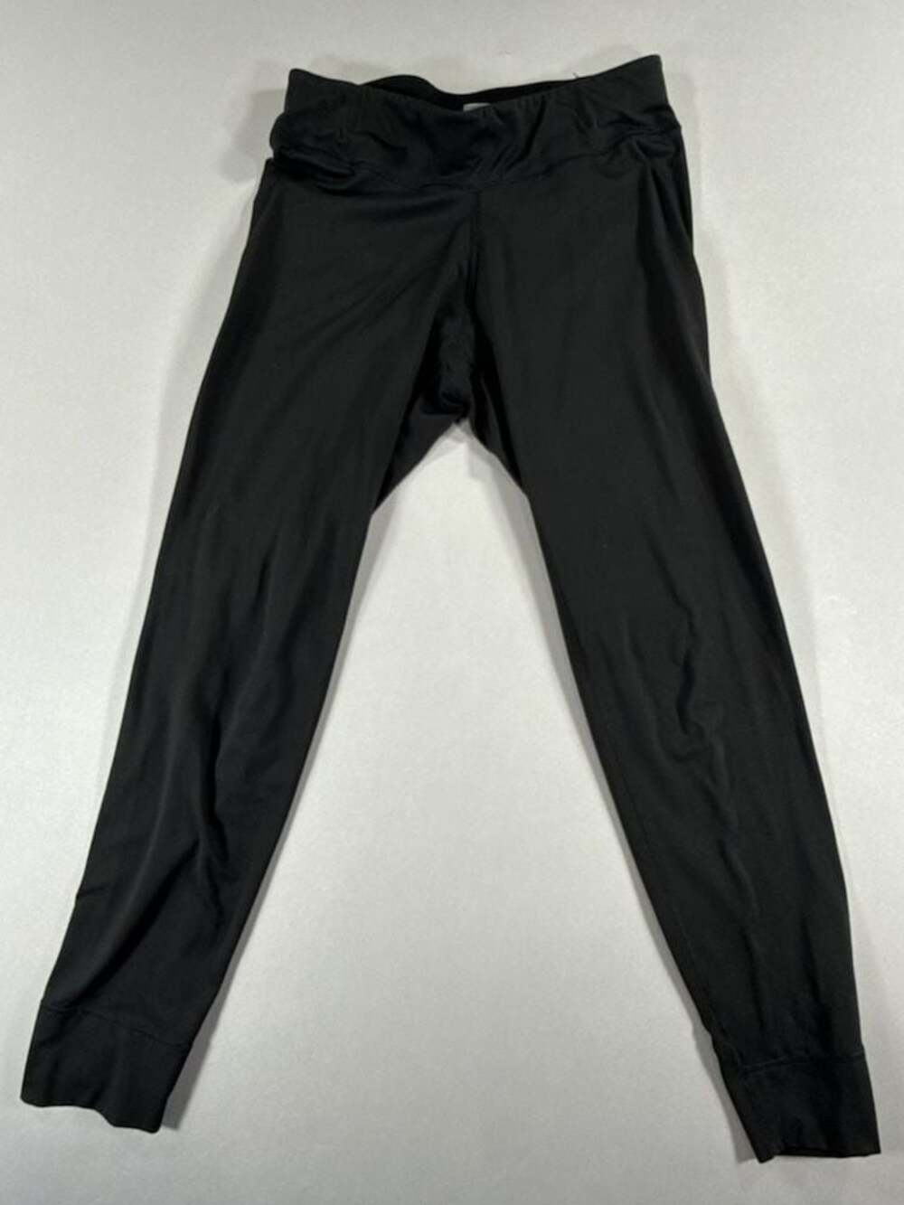 Patagonia Women’s Centered Tights Leggings Black Size Medium M Yoga Running Acti